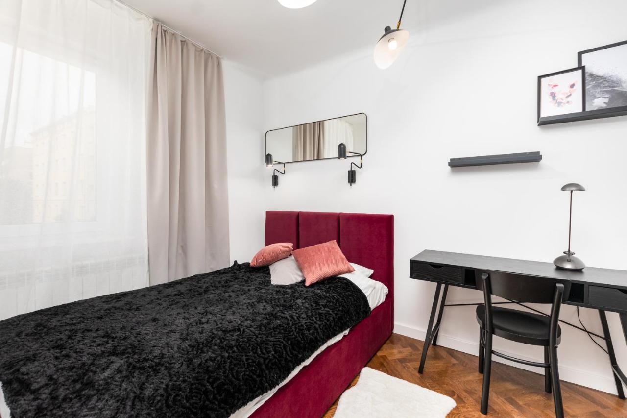 Grojecka 74 By Homeprime Leilighet Warszawa